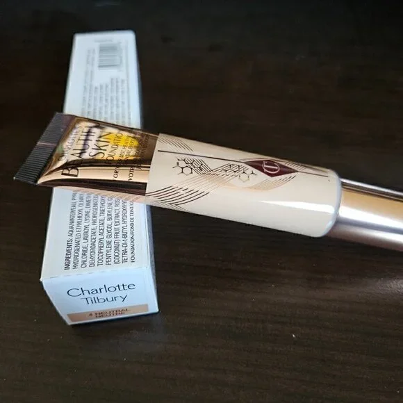 Charlotte Tilbury BEAUTIFUL SKIN FOUNDATION in 4 Neutral (NIB) - Picture 5 of 6